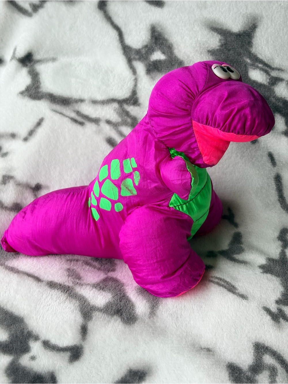 1992 FISHER-PRICE PUFFALUMP  T-Rex Dinosaur 11” Interactive Plush Toy